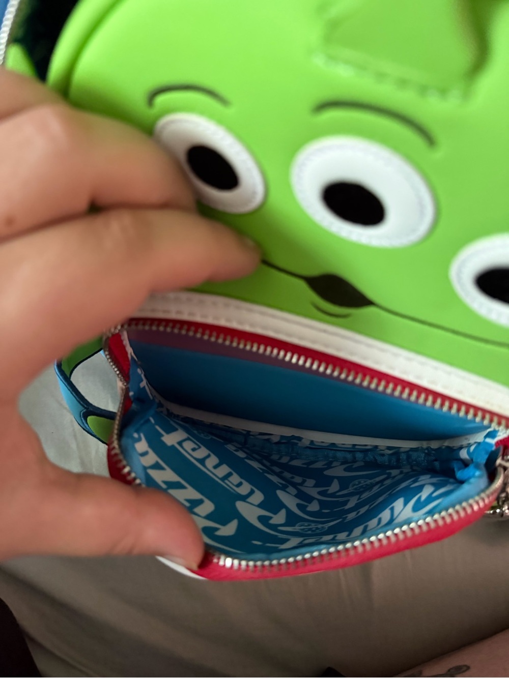 Loungefly Toy Story Alien Pizza Planet Mini Backpack - Picture 4 of 4
